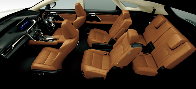 レクサスRX450hL (インテリアカラー : オーカー)<オプション装着車>