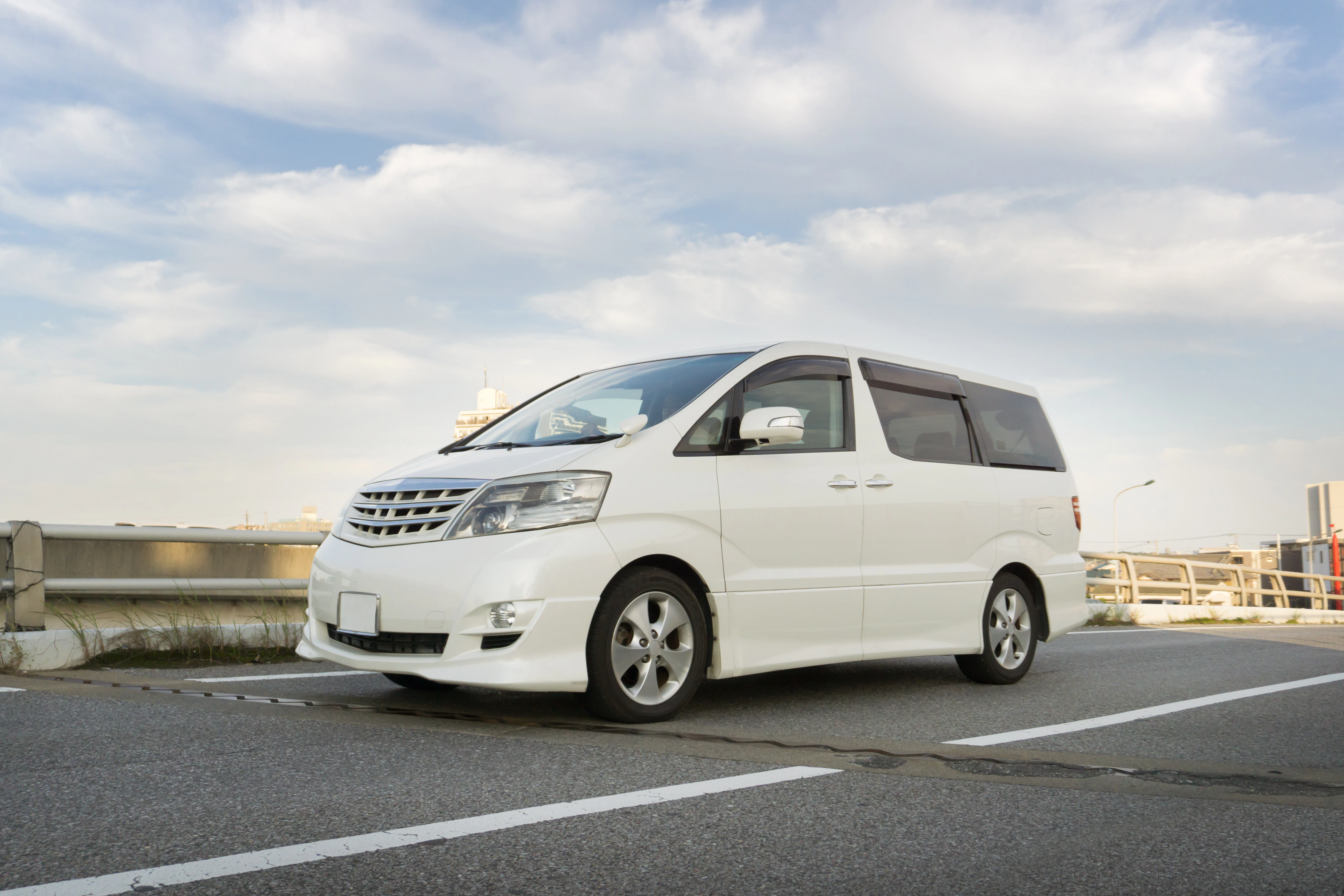 家族の移動を快適に！初心者向け「ミニバン」おすすめ車種5選ガイド