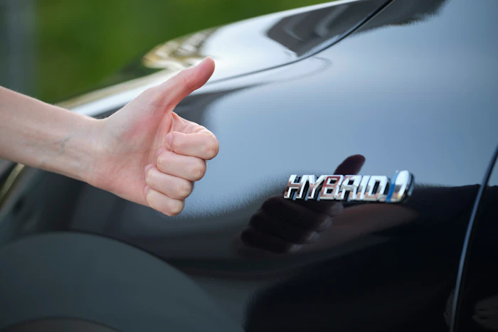 【損得勘定の真実】ハイブリッド車で「元を取る」のは無理ゲー？ 初心者が知っておくべきガソリン代と車両価格の損益分岐点