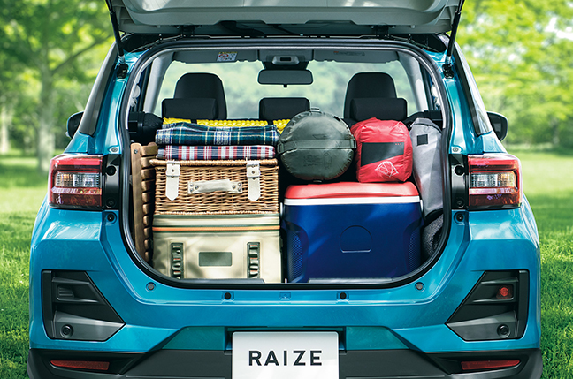 トヨタ RAIZE（ライズ）の内装や大容量の荷室をレビュー！