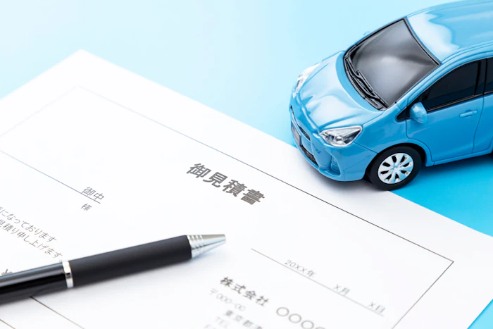 【究極の選択】古い車を直して乗るか、新車に買い替えるか？ 13年目の「重税」と修理費から導き出す、損をしない損益分岐点