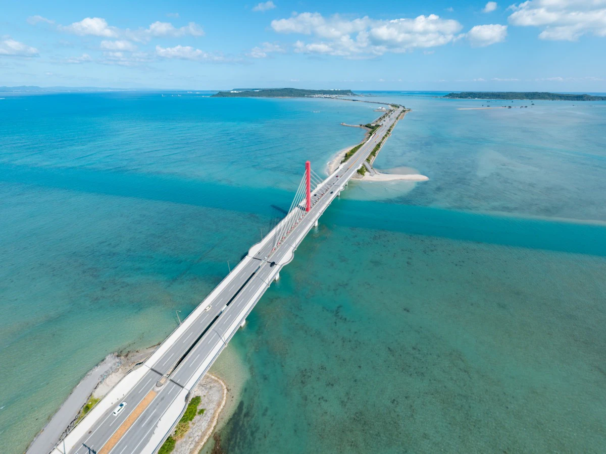 うるま市の海中道路