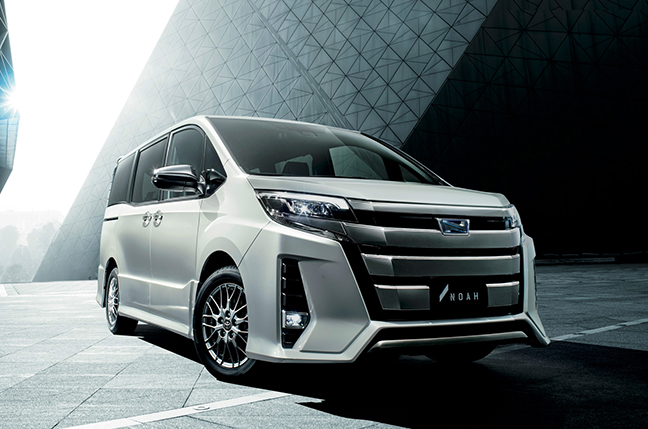 ノア 特別仕様車 Si“W×B Ⅲ”(ハイブリッド車・7人乗り・2WD)