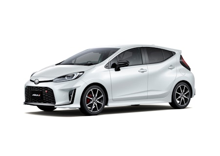 アクア GR SPORTをレビュー！価格やベース車との燃費の違い