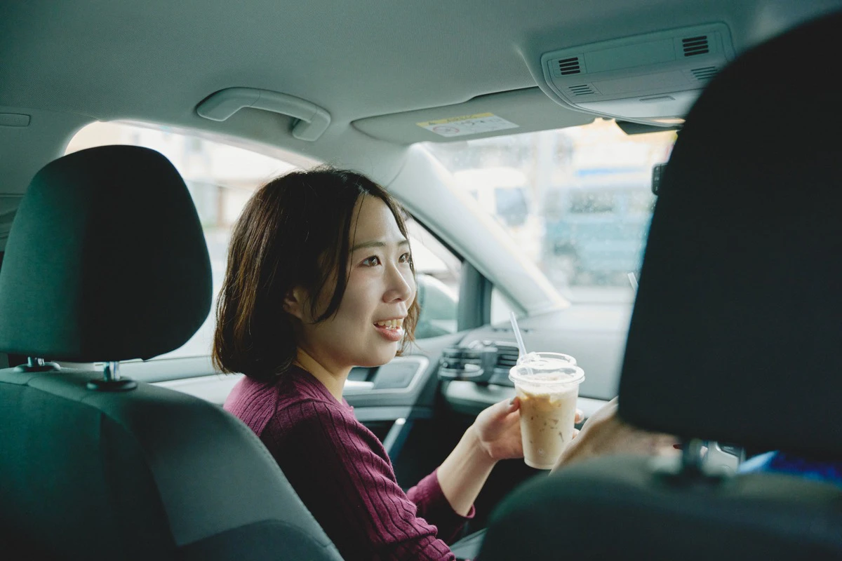 運転手誰もが感謝する！ ドライブが楽しくなる、助手席での気配り術を実践してみた