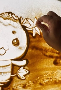 ササユリの髪飾りも花の形が難しい！