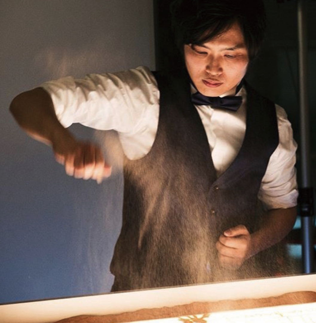 サンドアートの描き方の基本「ふるい」