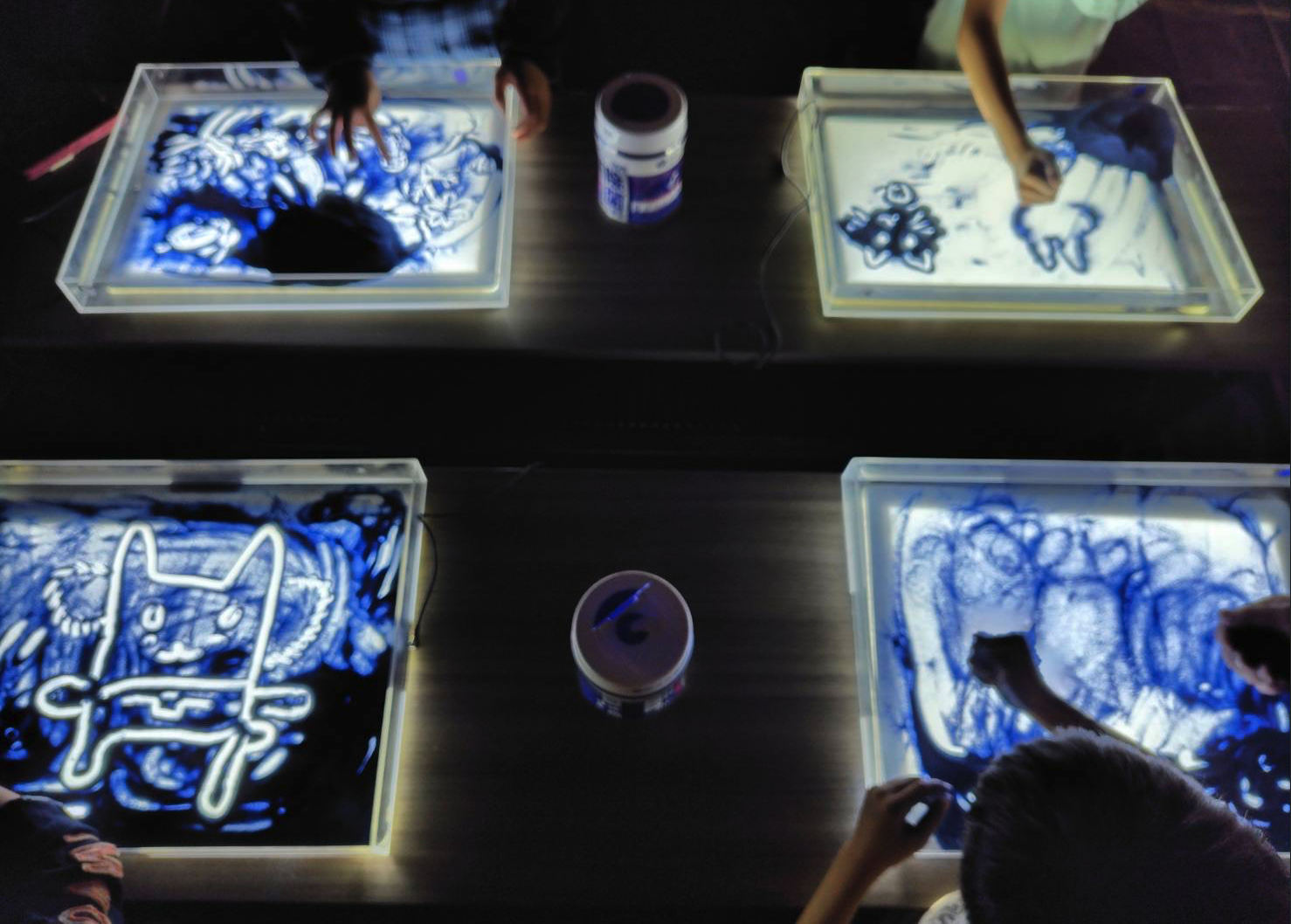 サンドアート体験の様子