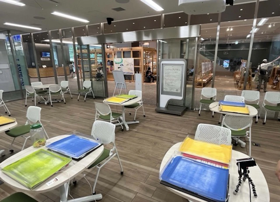 Koheiのサンドアートワークショップの様子