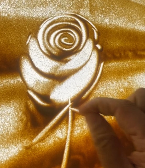 引き算技法で描いた薔薇の絵