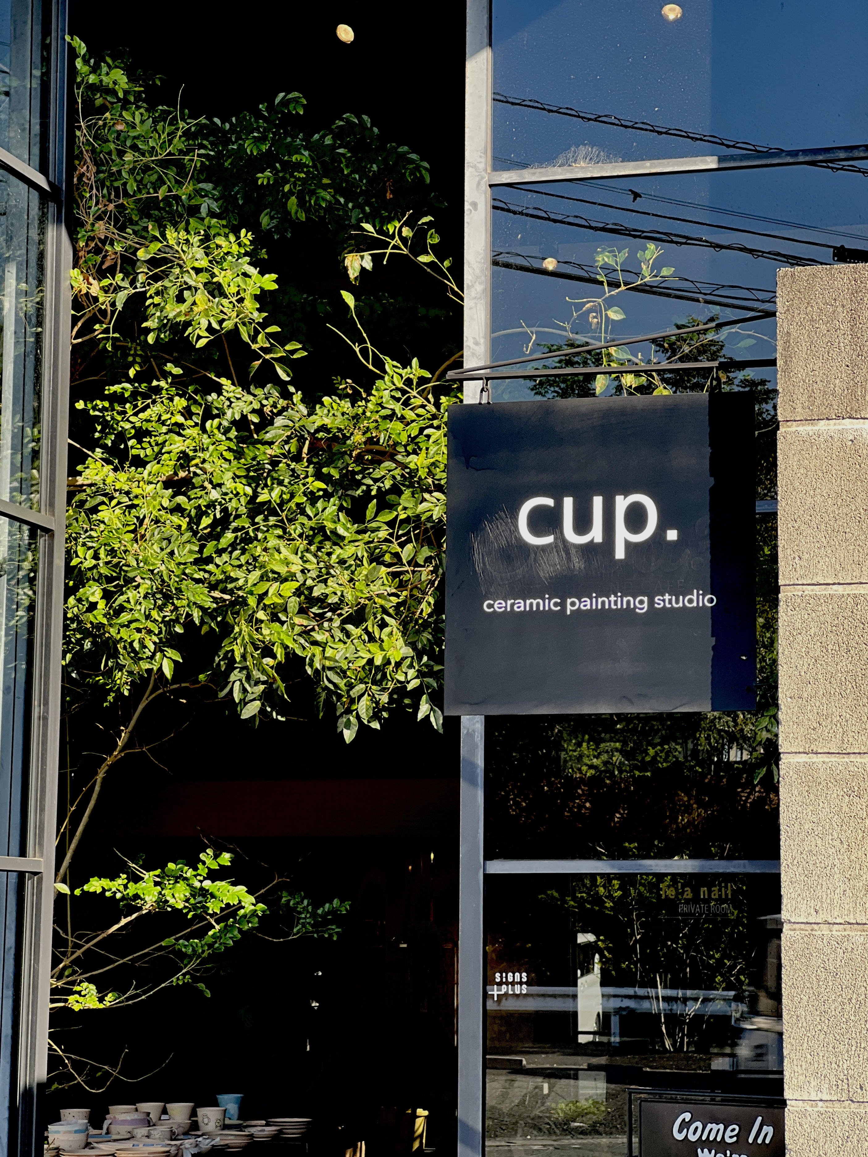 看板つきました