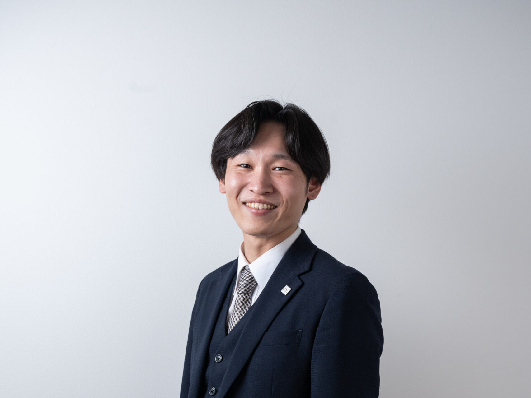 中本 瑛将