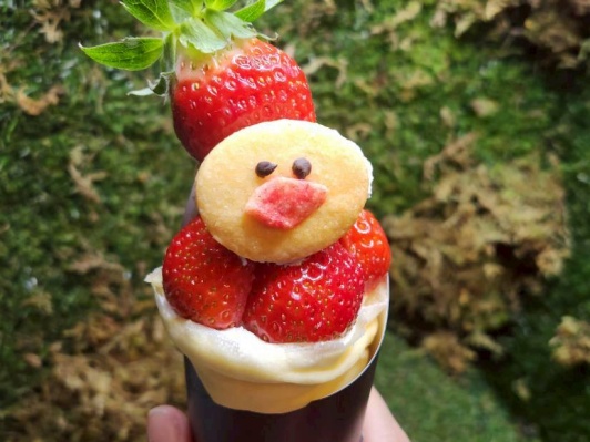 娘と父の自然卵のクレープ