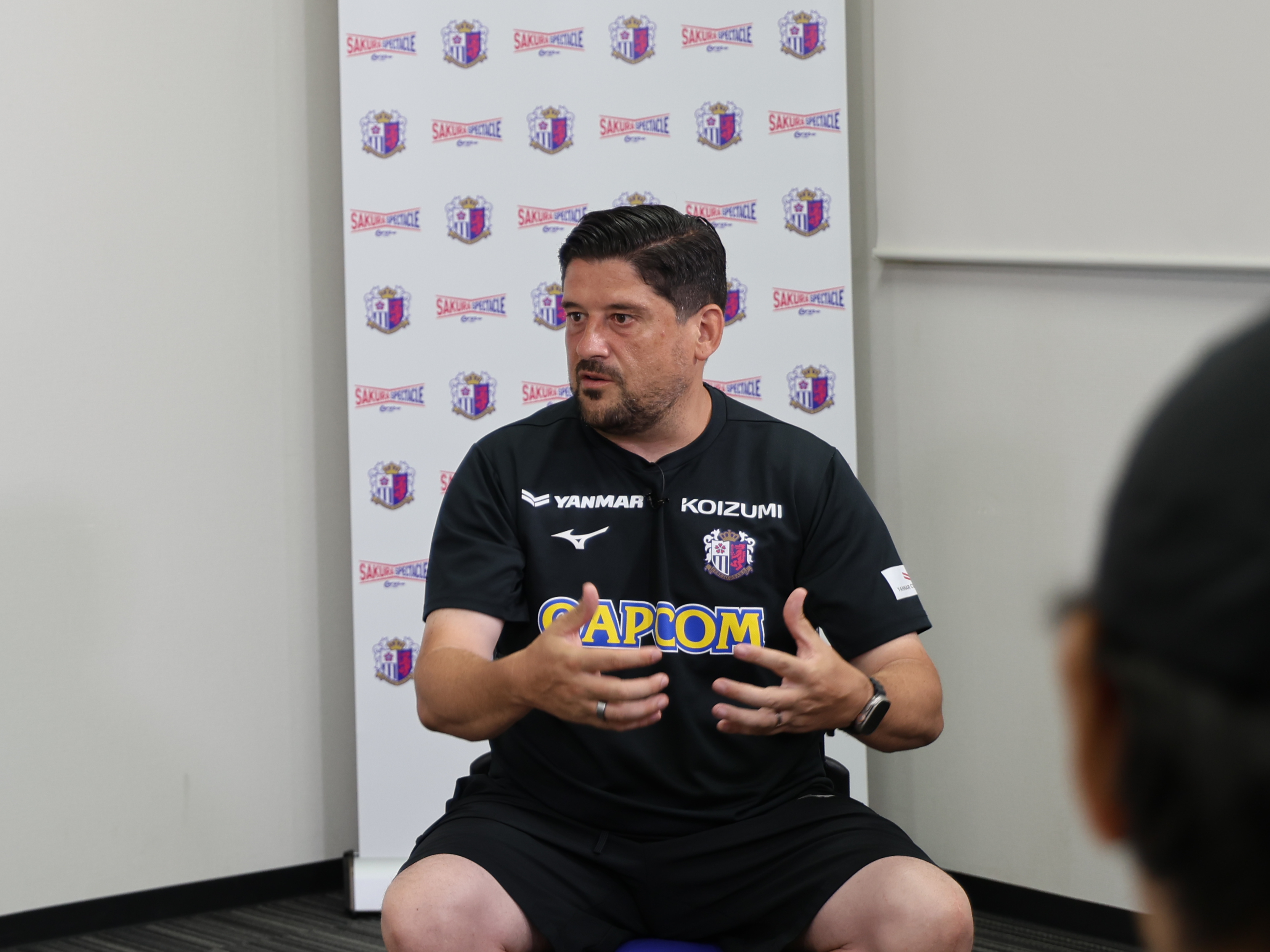 毎日放送「KICK OFF!KANSAI」にアーサー パパス監督が出演します