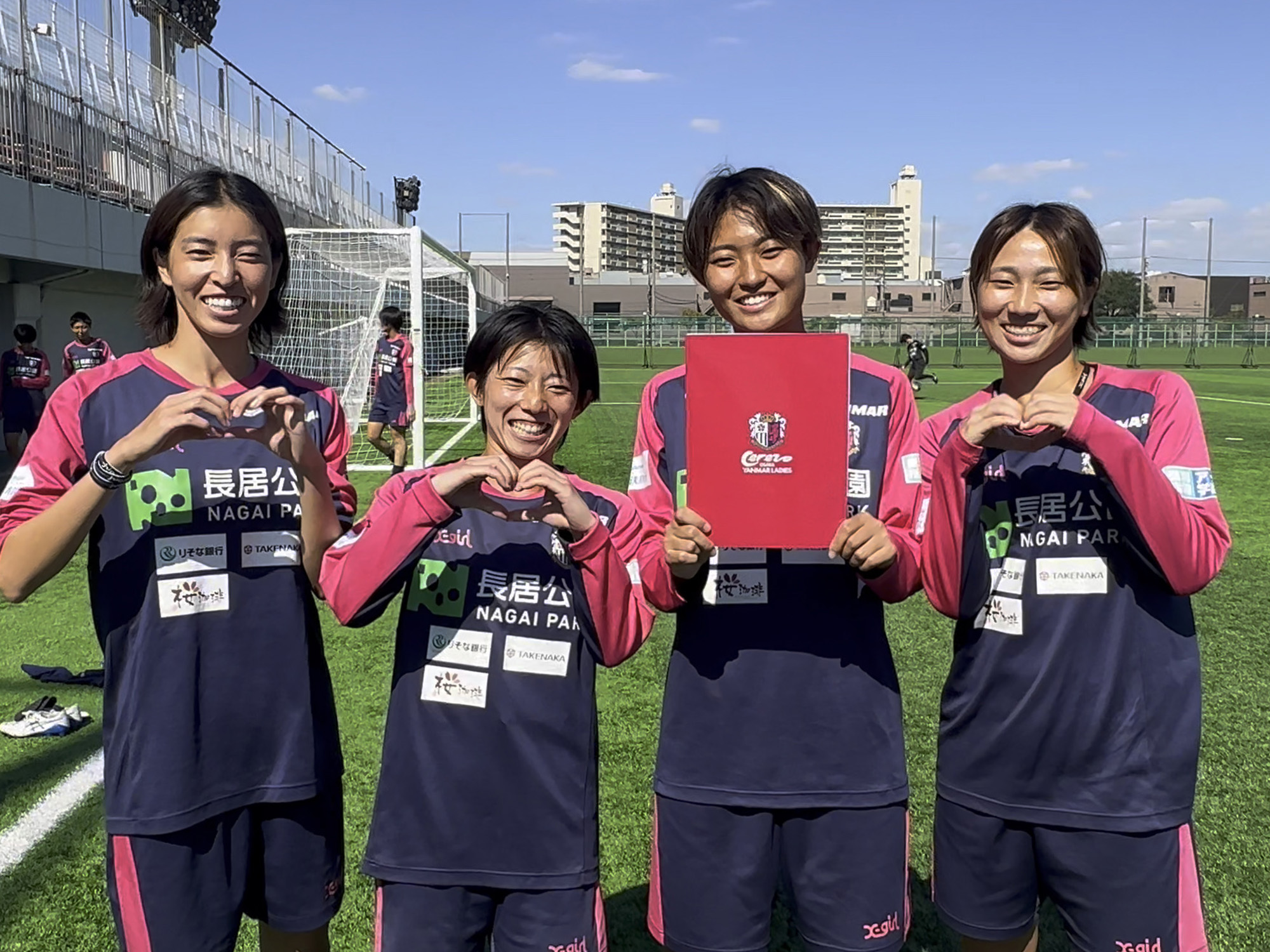 人気シリーズの新商品や集めて楽しいノベルティ企画のお知らせ