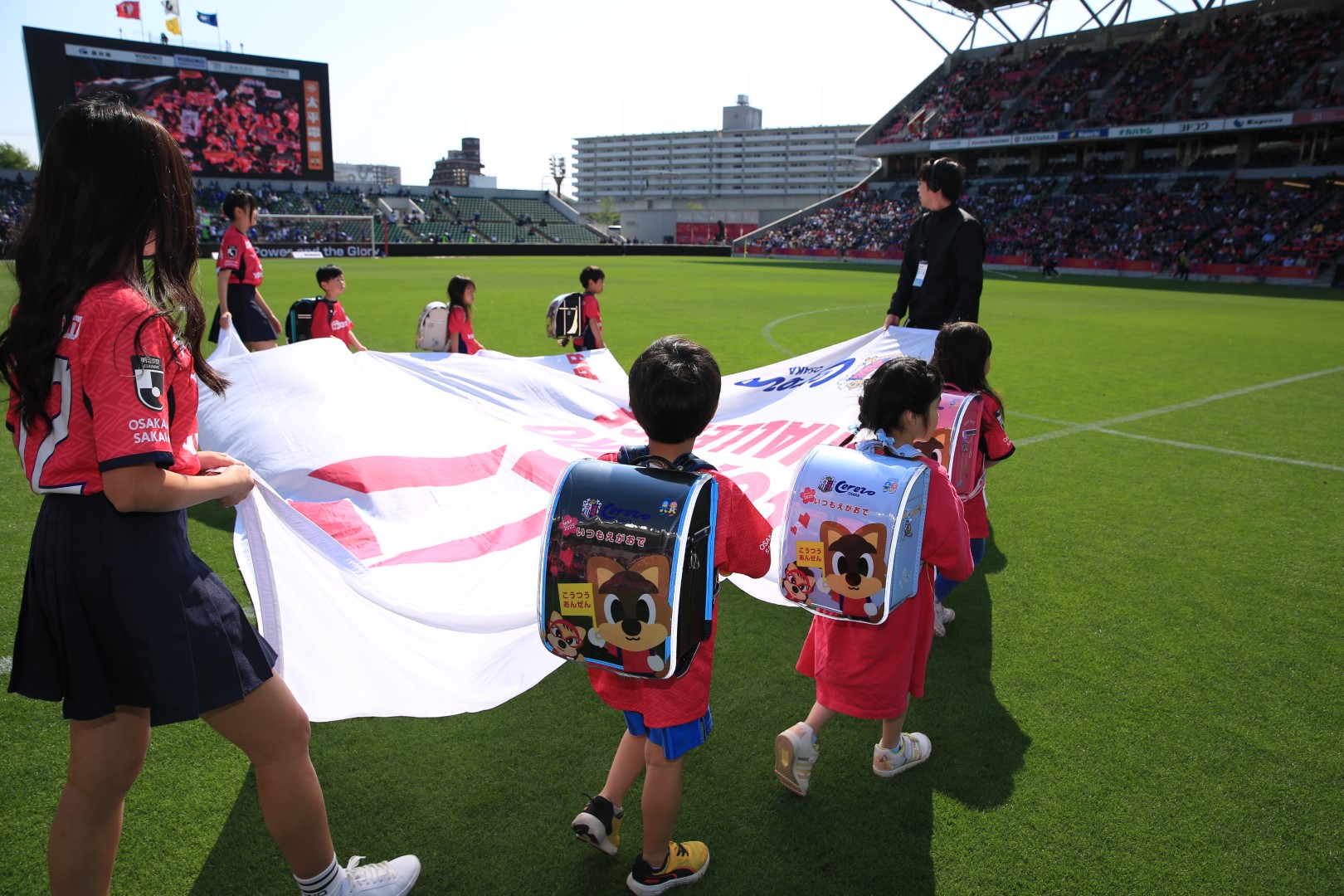 4/29(火) 町田戦 「新一年生フラッグベアラー」を実施しました