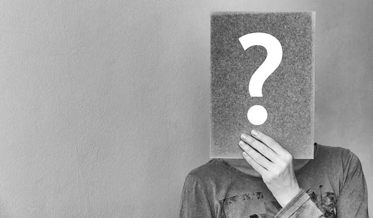「スクラッチ開発」なのに安くできると書いてるサイトが結構あるけど大丈夫？