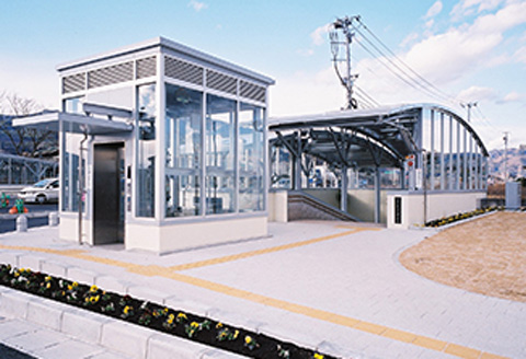 谷地地下歩道上屋工事