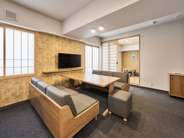 Superior One-Bedroom Japanese Apartment for 6