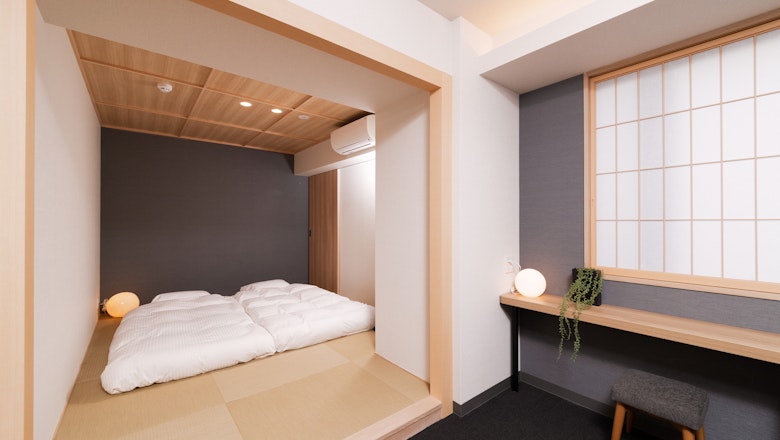 Deluxe Japanese Apartment