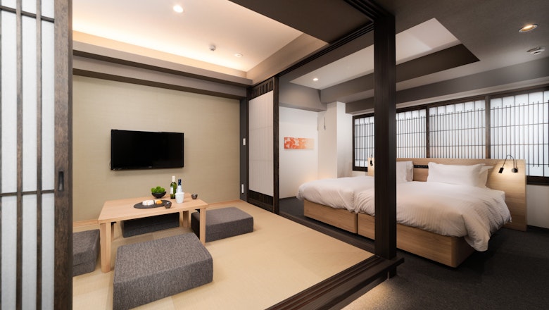 One-Bedroom Japanese Apartment for 5