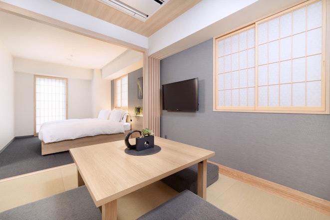 日式連通公寓房