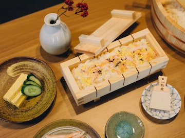 寿司セット（調理例）