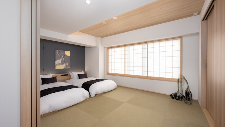 One-Bedroom Japanese Apartment for 5