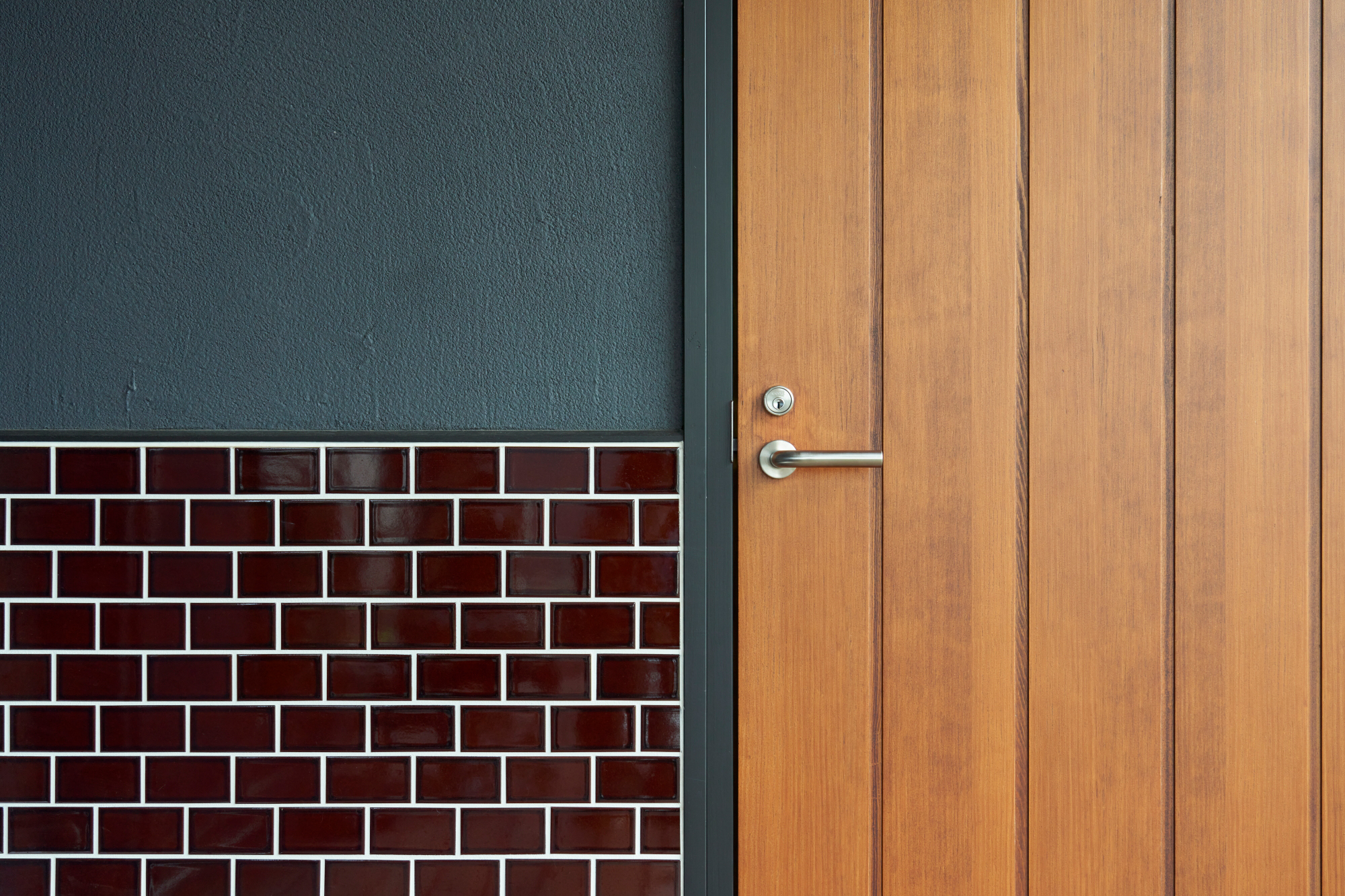 Wooden Door施工写真