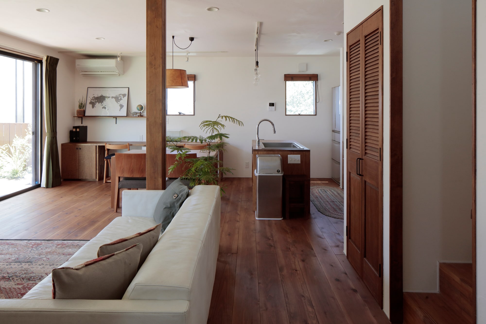 「秋田杉フローリング」画像