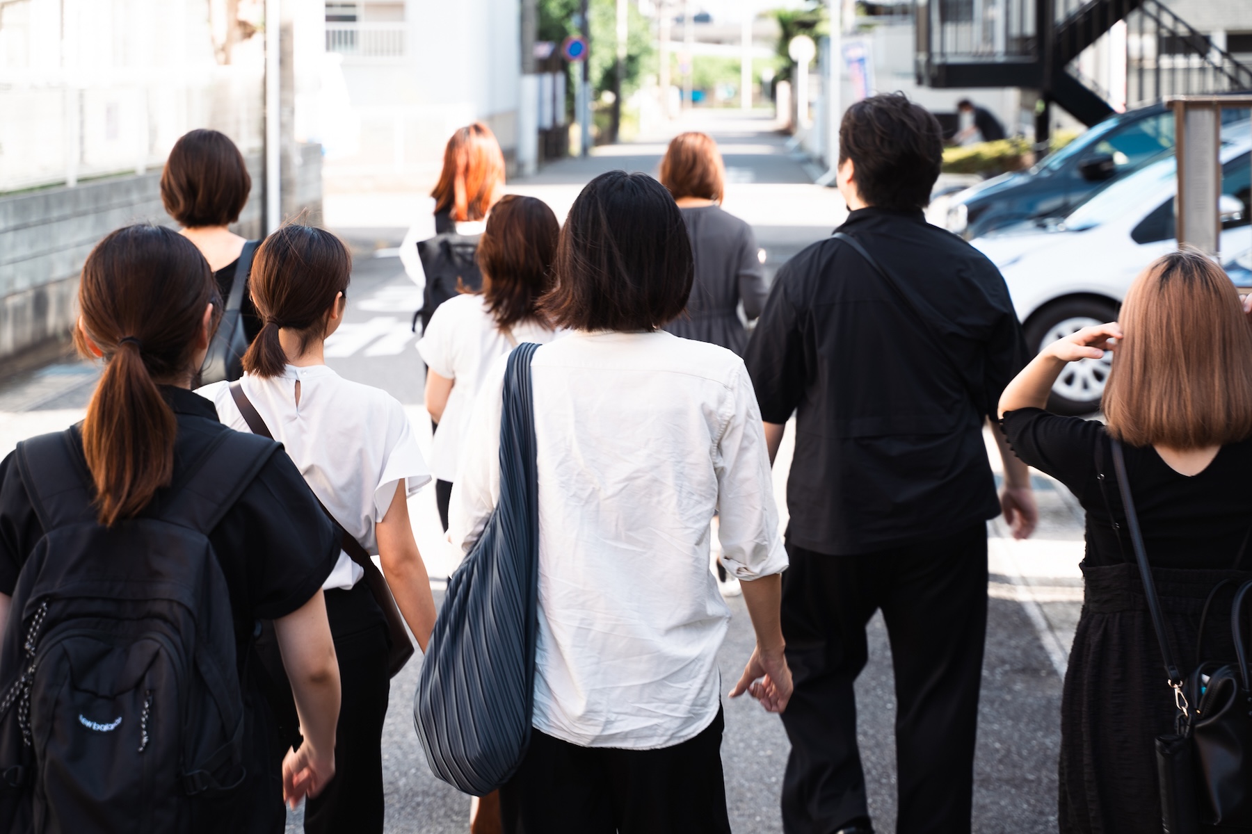 シャーメゾンの物件見学に向かうnecco東京メンバーたち