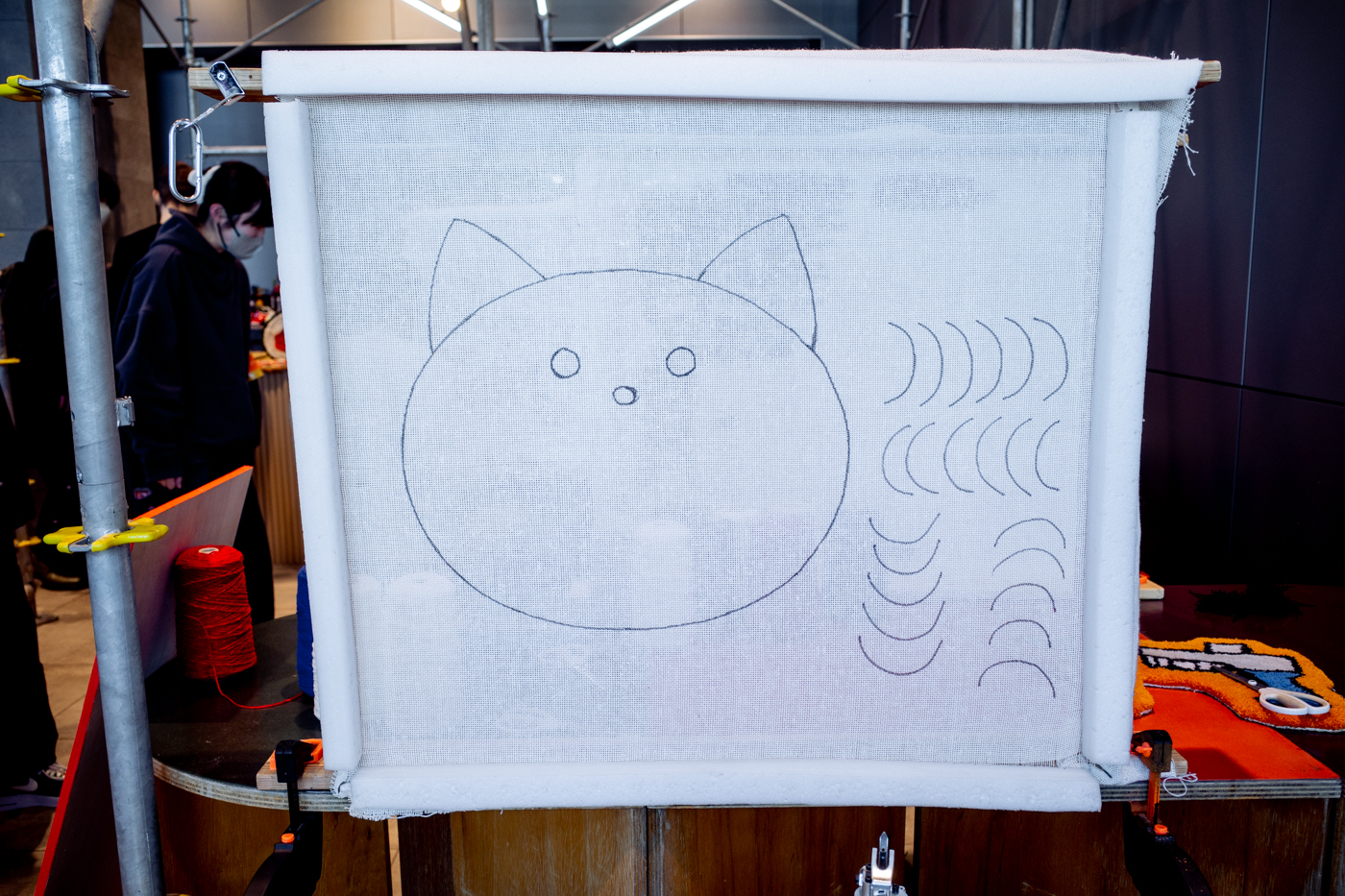 タフティングに初挑戦！箱猫ラグの制作から完成まで | ネッコノート