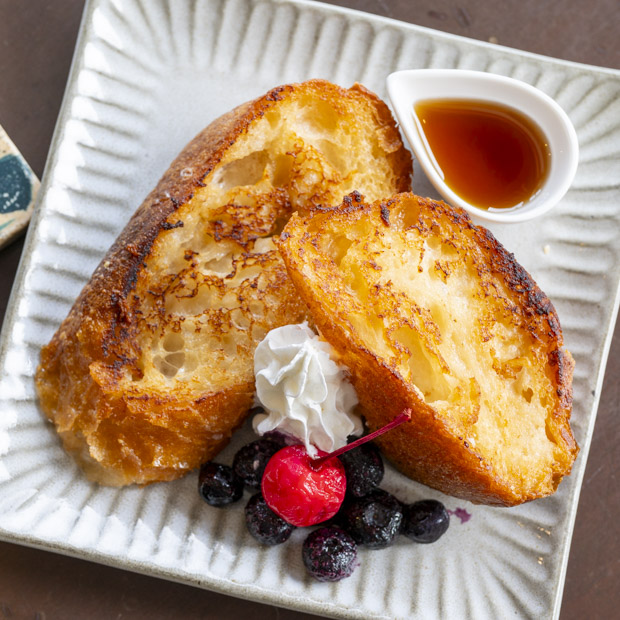 【横須賀】フレンチトースト×チョークアートの異空間カフェ「Owl’s Dream」