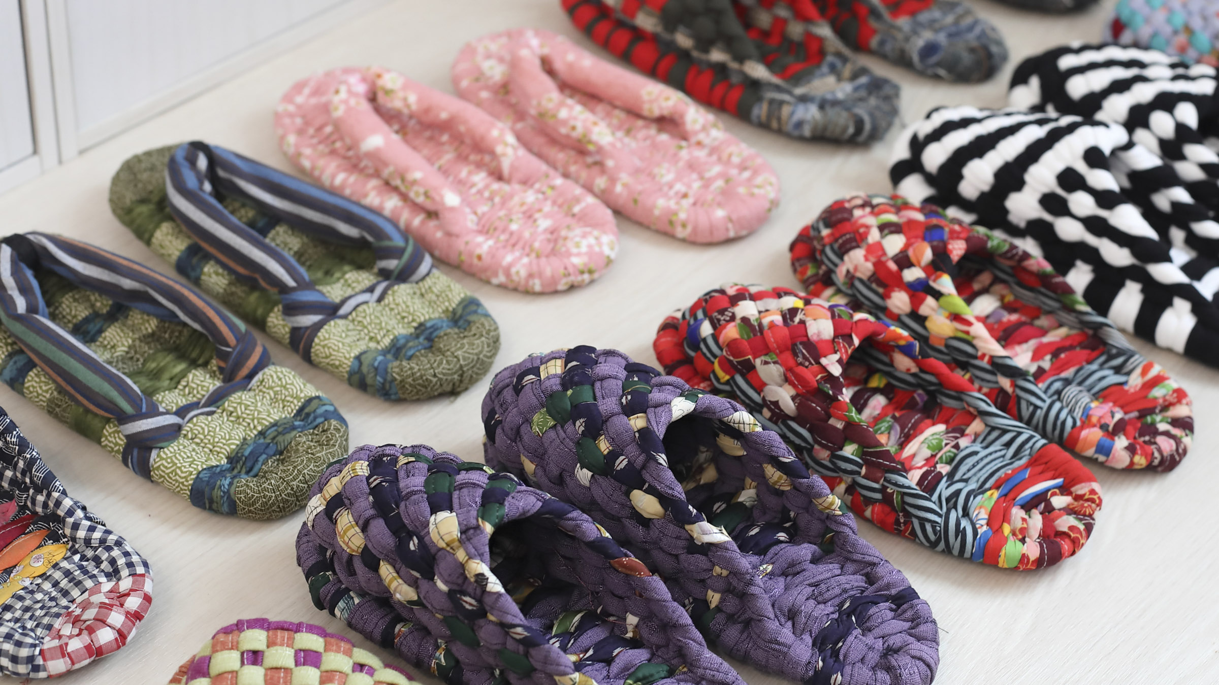 0241_KV.jpg?q=60&w=1001&h=506&