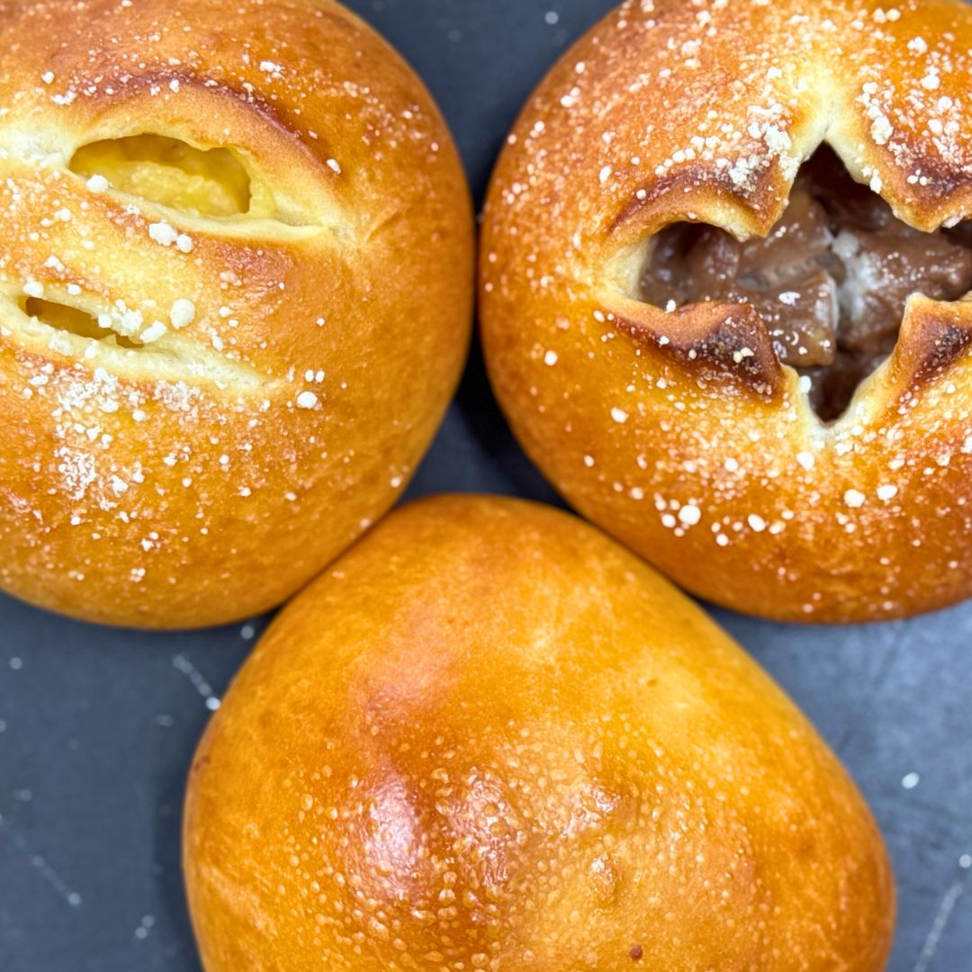 【横須賀】ふんわり生地と手炊きクリーム｜法塔ベーカリーの週末限定パン