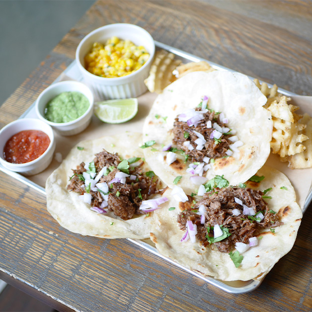 【葉山】本場アメリカの味を楽しむ！絶品、週替わりランチ「タコス・デ・スアデロ」