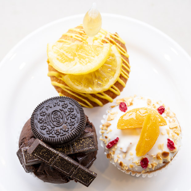 【葉山】長者ヶ崎の絶景カフェで味わう「葉山ハチミツ」のマフィン