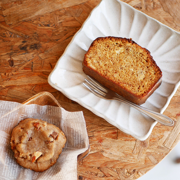 【葉山】本格的チャイの評判店が焼く、クセになる“特製スパイスケーキ”｜Home Grown Cafe