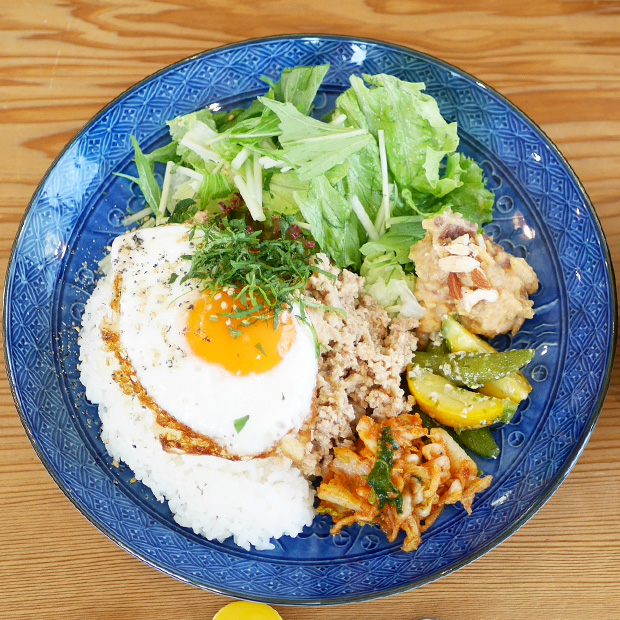 【横須賀】塩麹と和のうま味で仕上げる。 “腸活”  ガパオライス！「腸食キムチ工房 ととのい」