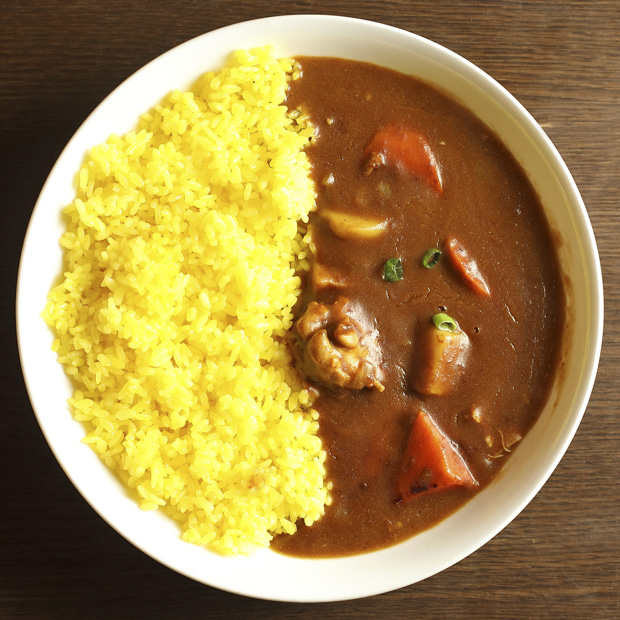 【横須賀】よこすか海軍カレーに異国の風を。ネパール人店長が受け継ぐ明治レシピ