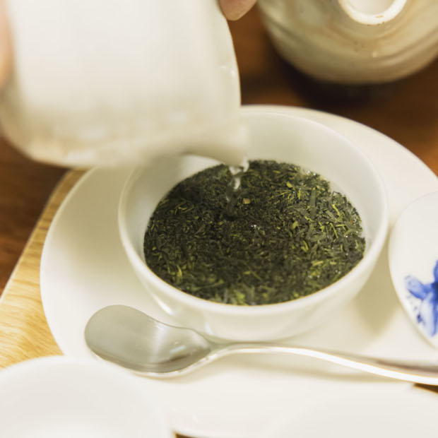 【浦賀】日本茶喫茶・茶井が一滴に込めた「30度の衝撃」