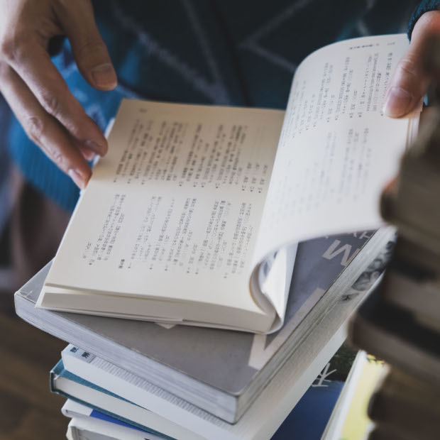 【三浦海岸】幻の古本屋「汀線」で味わう“偶然”という贅沢な体験