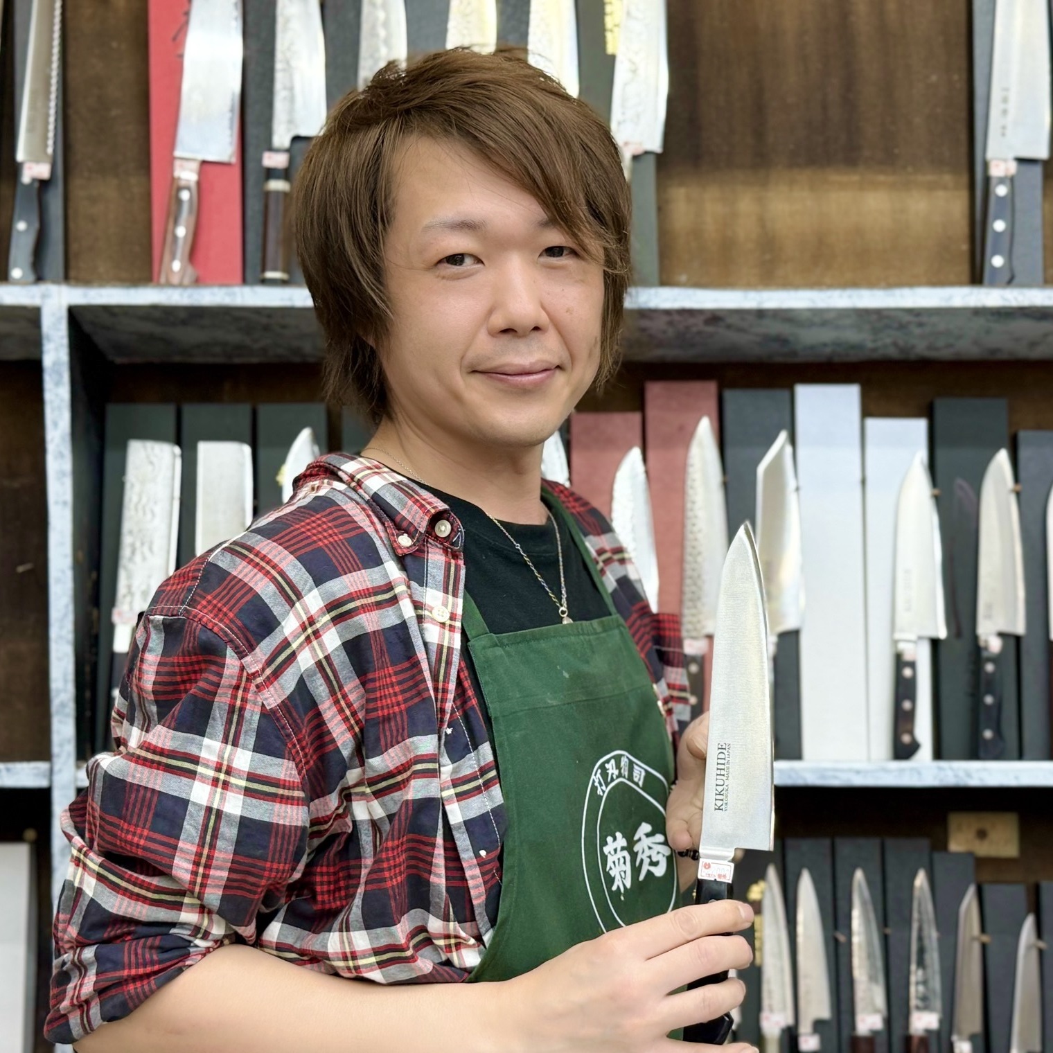 【横須賀】年間2000本研ぐ大正の老舗　ゲームコラボで新風の菊秀刃物店