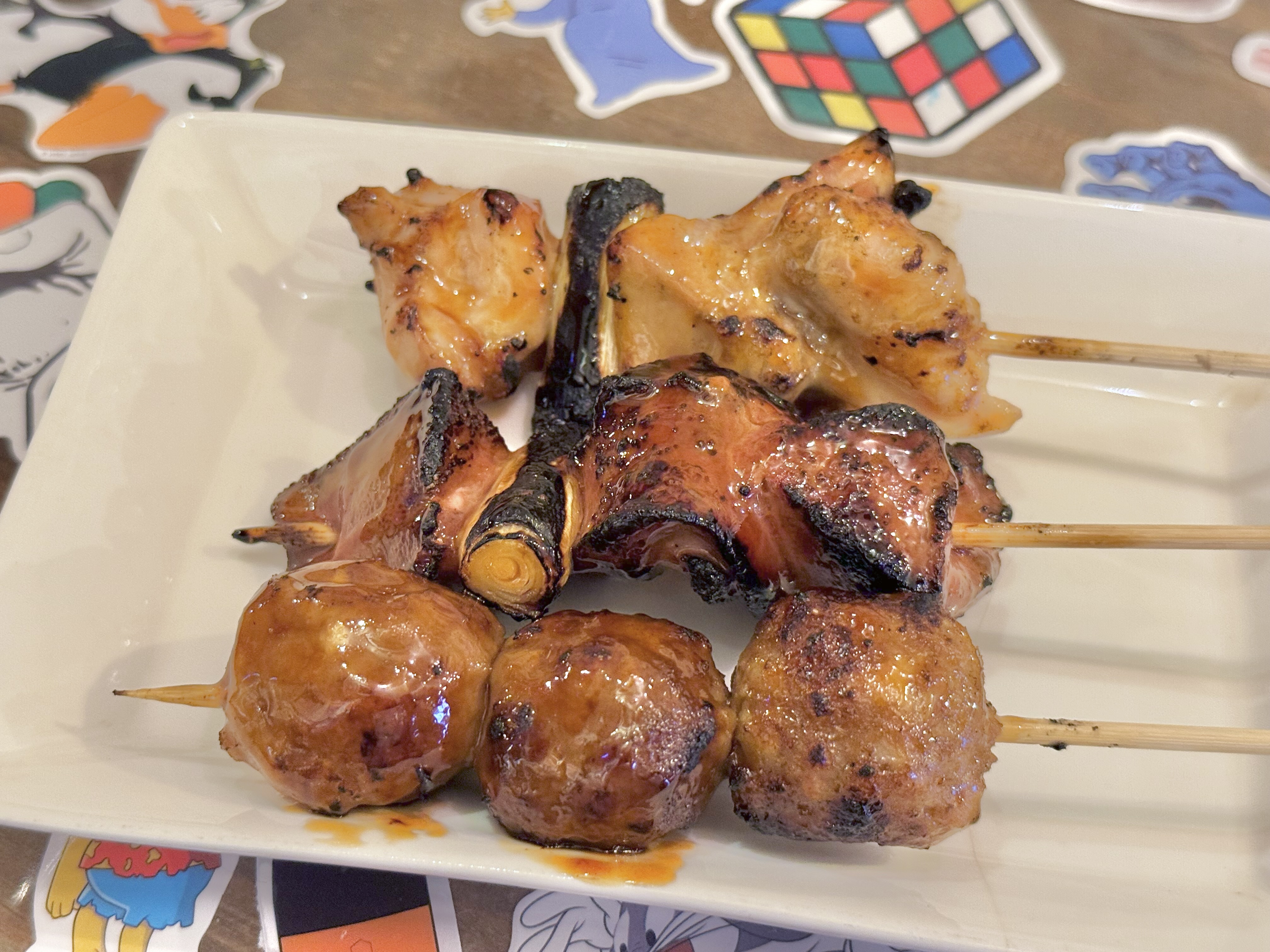 横須賀】久里浜駅前で“露天焼き鳥”！樂呑（たのもう）の名物ライブ焼き