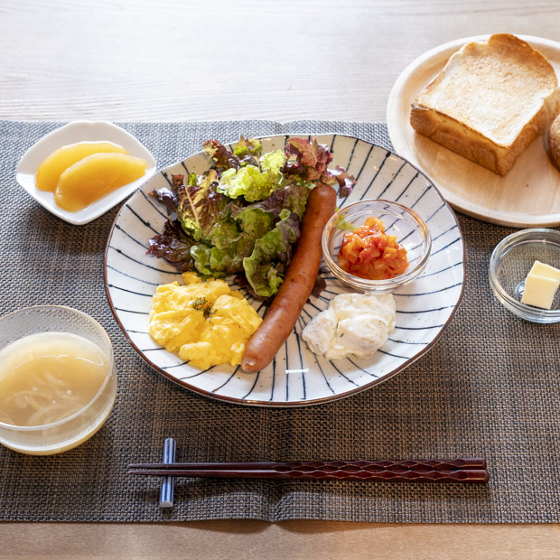 【三崎】人気店のパンと三浦野菜で目覚める
古民家宿の朝食「bed&breakfast ichi」