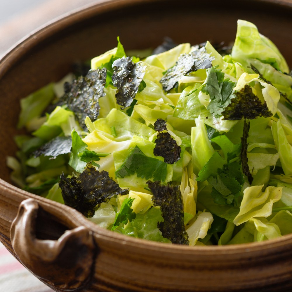 【連載】旬の三浦野菜を美味しくいただく～本春キャベツ～　柔らかさを実感、まずは生で食べてみて！