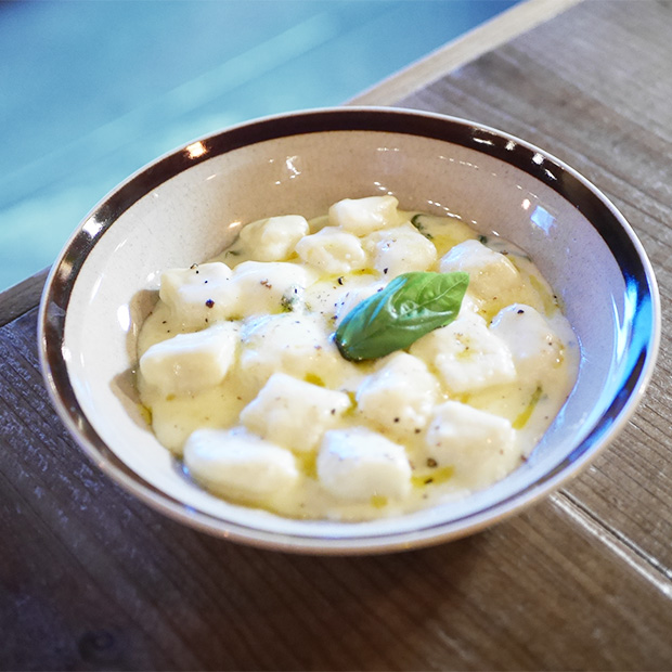 【逗子】職人技が光るイタリアンシェフの奥深いパスタ「ニョッキ・レモンクリームソース」