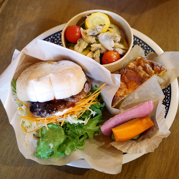 【葉山】自宅で楽しむ本格カフェ飯。予約必至のランチボックス「Sol table select」