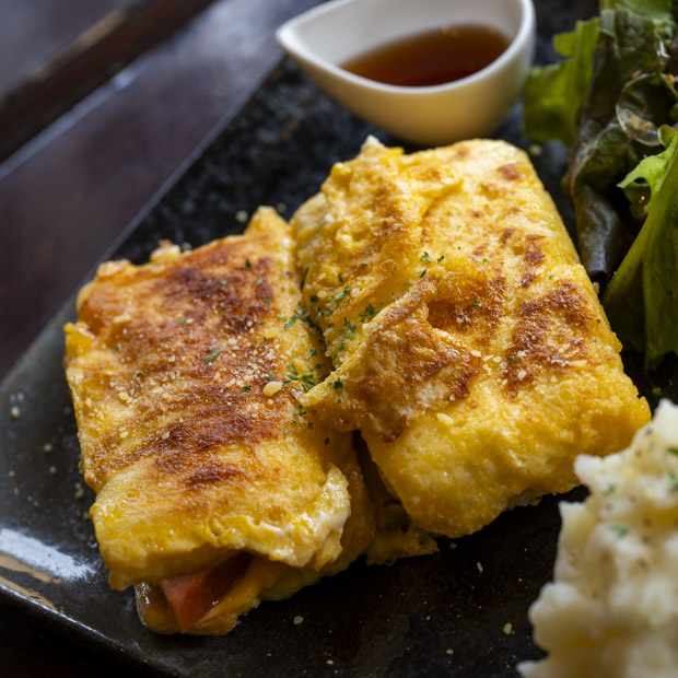 【横須賀】豪華客船仕込み！アートカフェで味わう ふわとろ絶品モンテクリスト