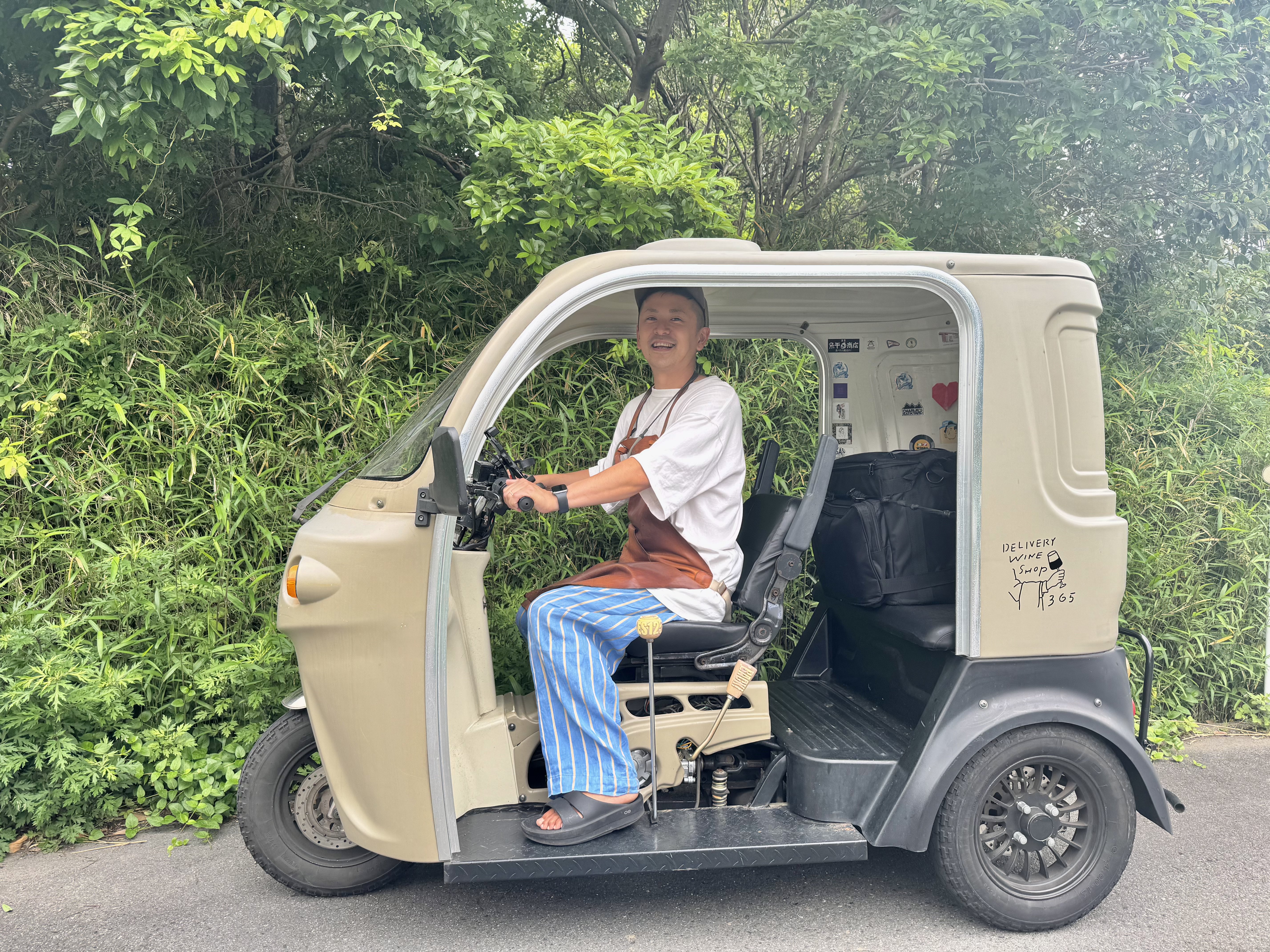 逗子・葉山】ソムリエがトゥクトゥクに乗ってやってくる！Delivery